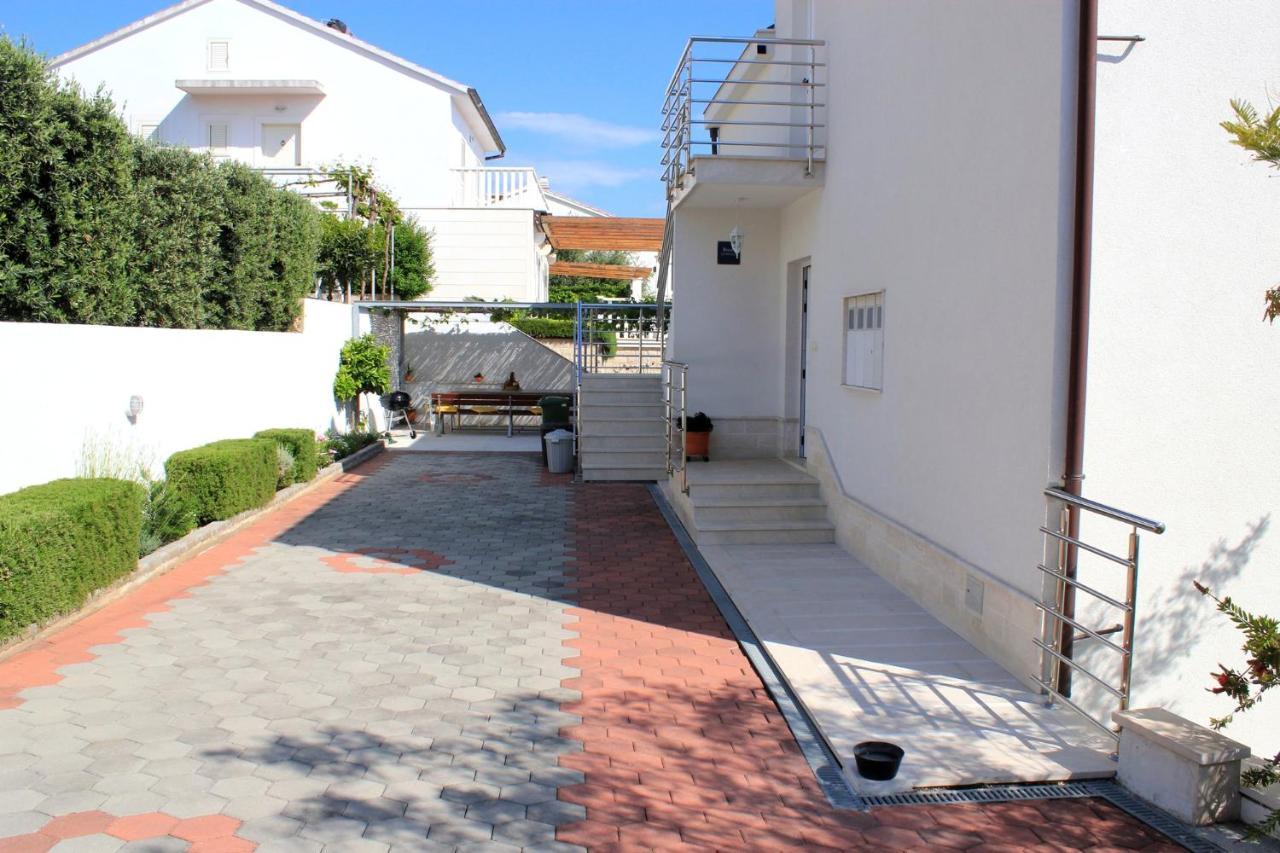 Villa Marta Apartmani Trogir Buitenkant foto