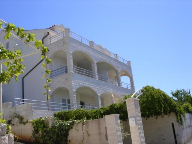 Villa Marta Apartmani Trogir Buitenkant foto
