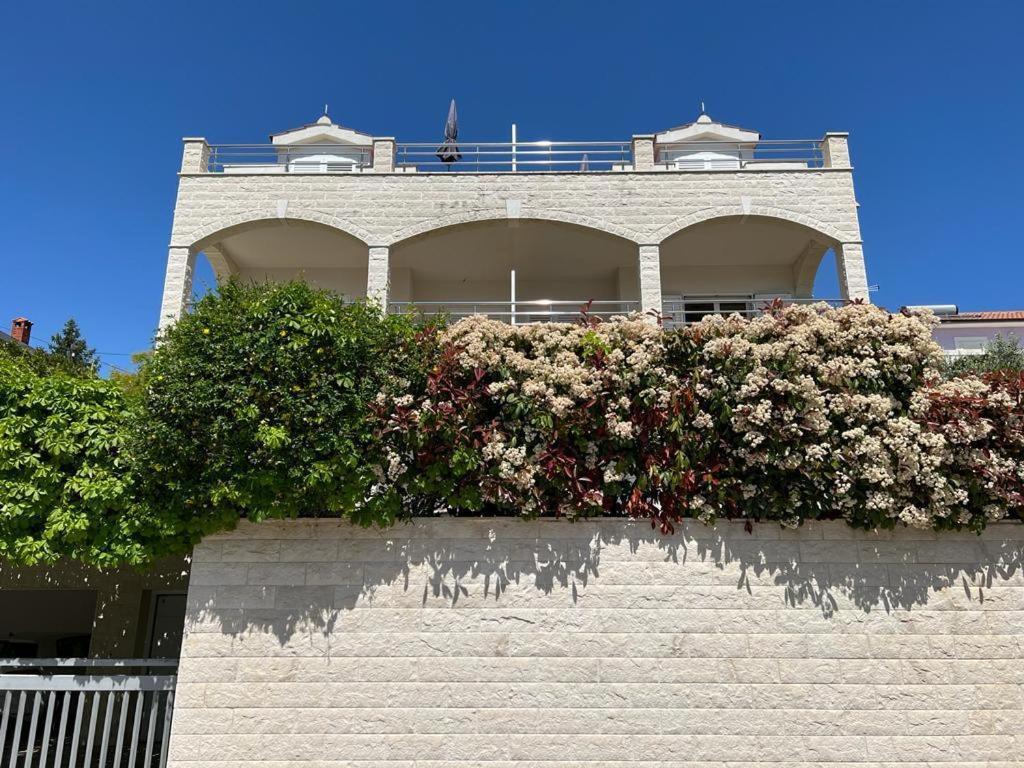 Villa Marta Apartmani Trogir Buitenkant foto