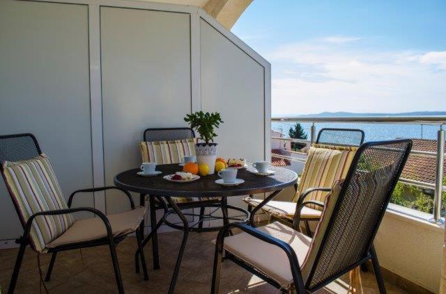 Villa Marta Apartmani Trogir Buitenkant foto