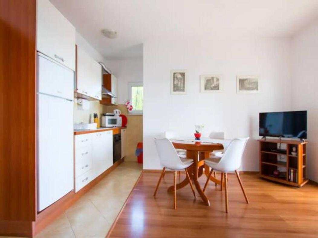 Villa Marta Apartmani Trogir Buitenkant foto