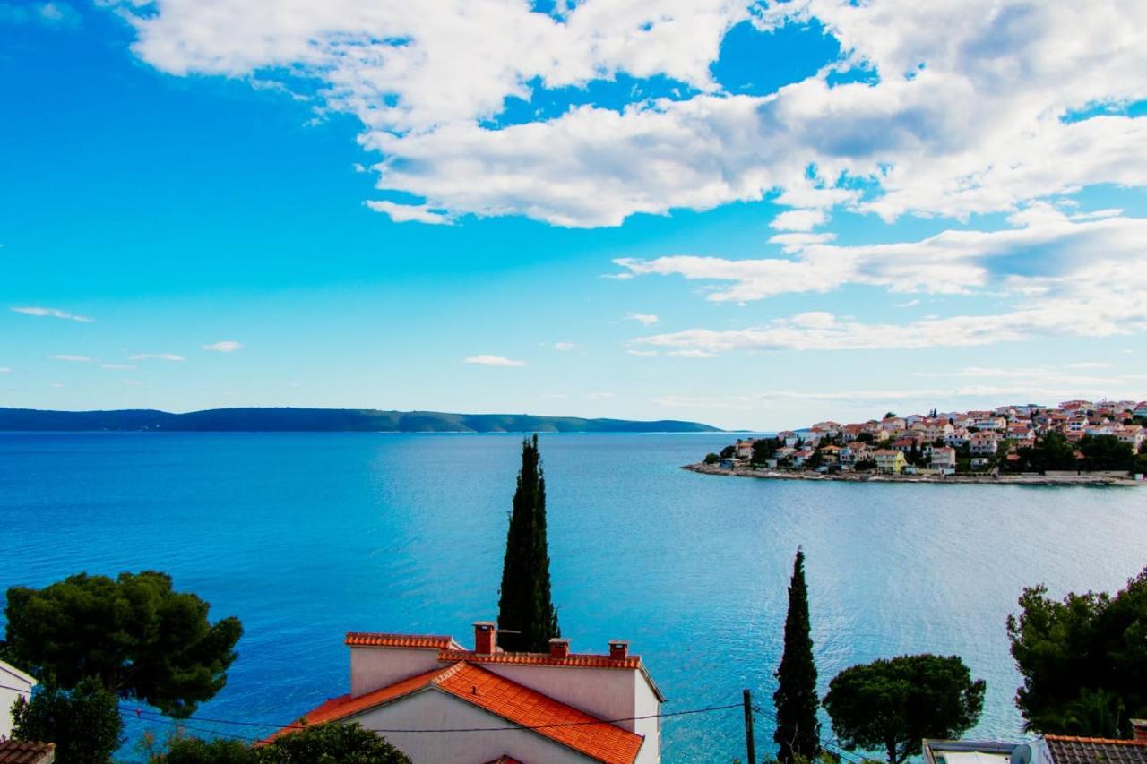 Villa Marta Apartmani Trogir Buitenkant foto