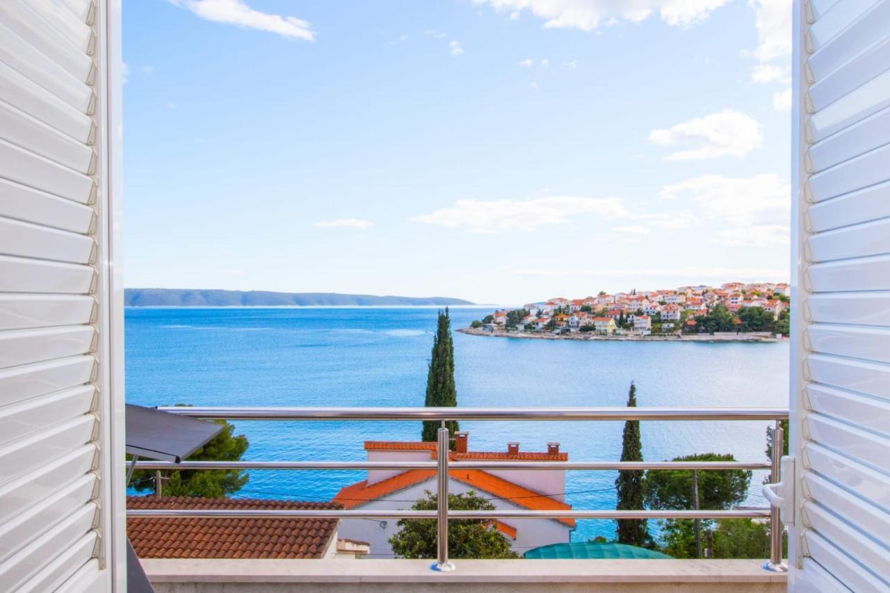 Villa Marta Apartmani Trogir Buitenkant foto