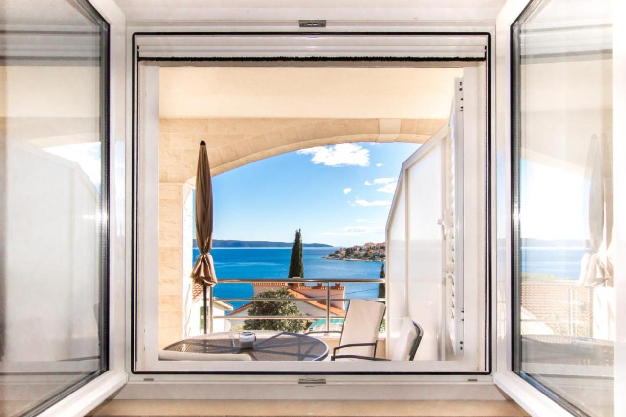 Villa Marta Apartmani Trogir Buitenkant foto
