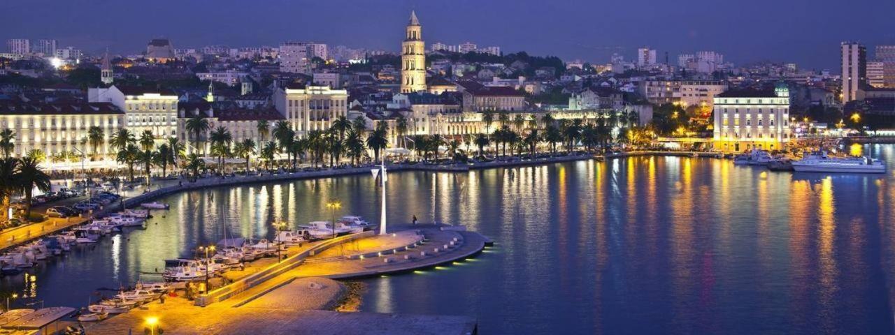Villa Marta Apartmani Trogir Buitenkant foto